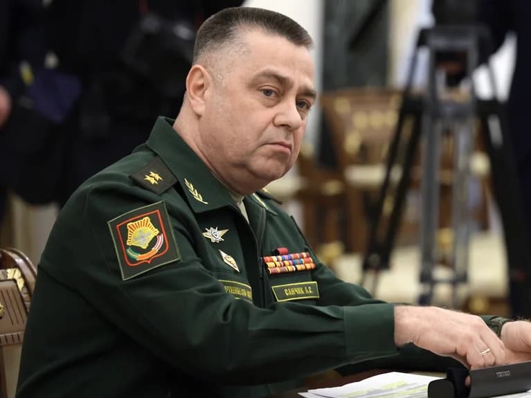 С фронта в кабинет