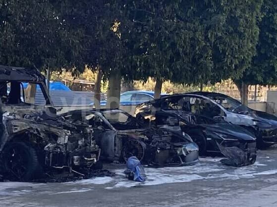 Вслед за киллерами, пришли поджигатели